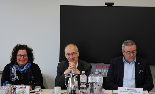 Gruppenbild von Sandra van Heemskerk, Roland Staude und Andreas Hemsing