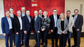 Am Gespräch nahmen teil (v.l.): Andreas Bartsch, Sven Wolf (SPD), Christian Dahm (SPD), Rainer Hengst, Michael Hübner (SPD), Roland Staude, Himmet Ertürk, Astrid Walter-Strietzel, Erich Rettinghaus, Eva-Maria Voigt-Küppers, Stefan Behlau, Achim Hirtz. Nicht im Bild zu sehen: Lisa Kristin Kapteinat.   